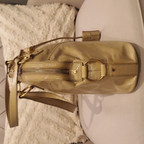 Yves Saint Laurent Rive Gauche Handbag - Picture 5 of 16